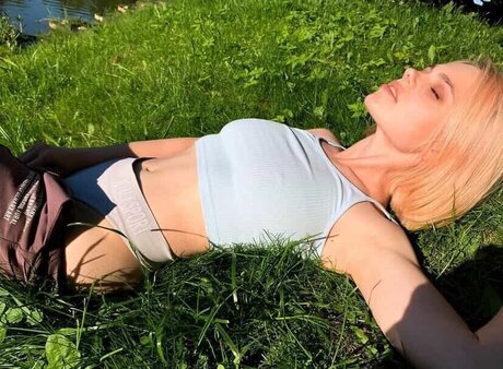 Velvet Tatti onlyfans desnuda