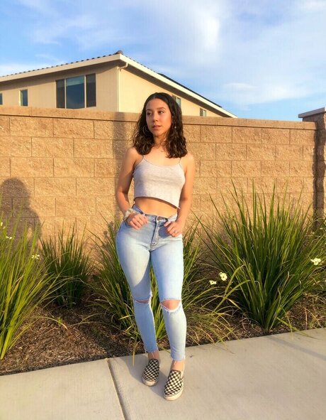 Cierra Revilla onlyfans naked leaked