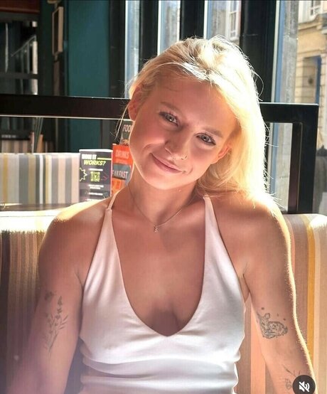 Luceoliviaxo onlyfans nude pictures