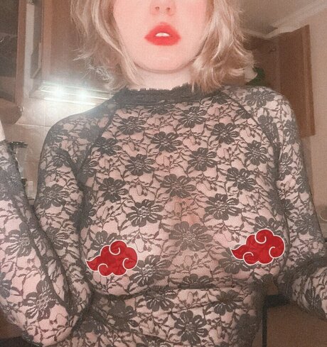 Masha Hima Boosty nude onlyfans