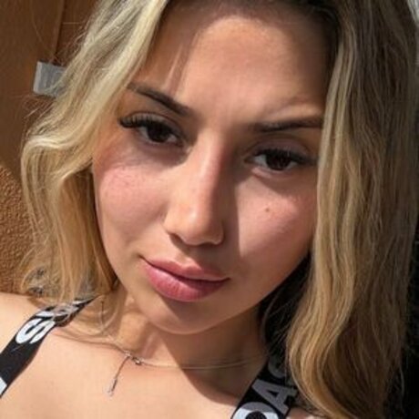 skyeraex onlyfans pictures