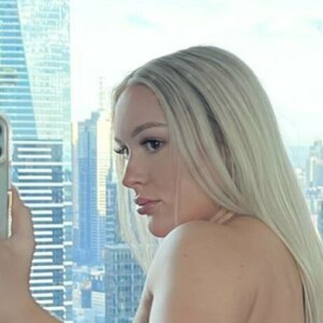 Maddy Fields onlyfans nude pictures