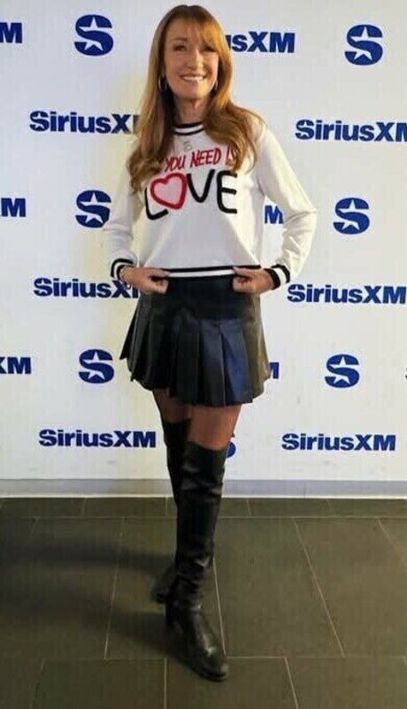 Jane Seymour onlyfans strip tease