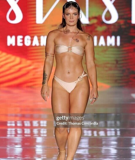 bonniee13 onlyfans model photo