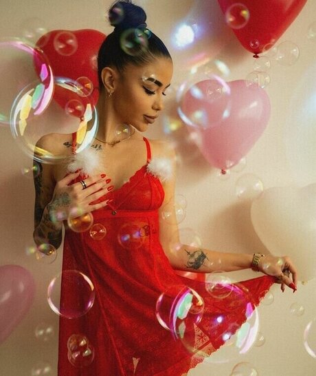 Juliaa Sucharska nude on onlyfans