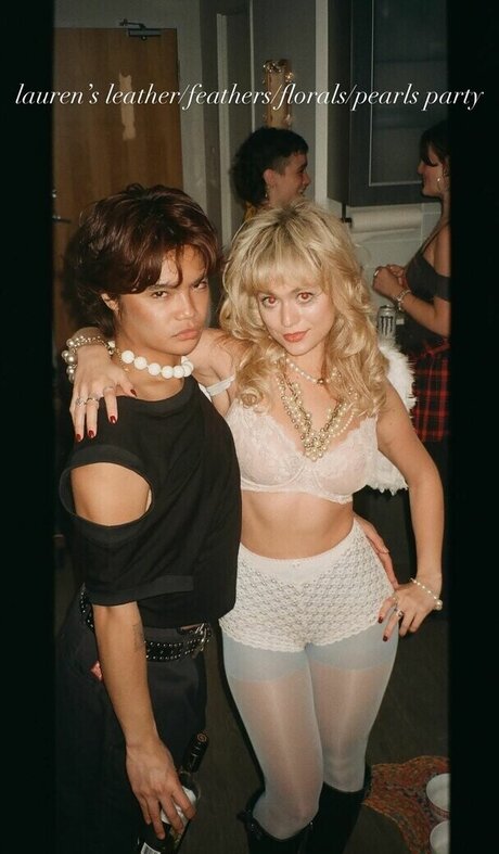 Ella Ballentine only fans pics