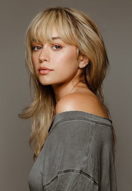 Ella Ballentine onlyfans content type