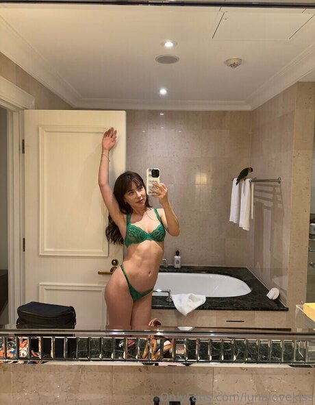 Luna Lovekiss onlyfans nude pictures