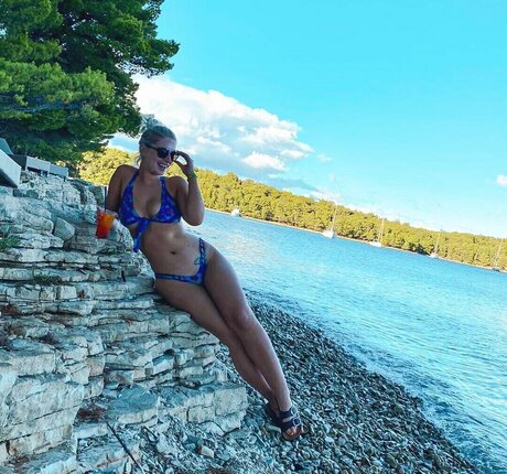 Jess Davies onlyfans nudes leak