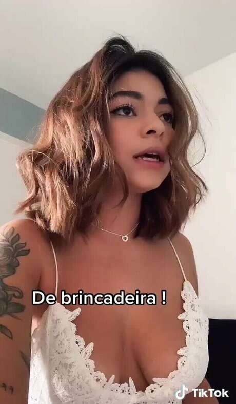 Larissa Ferrari nude leak onlyfans