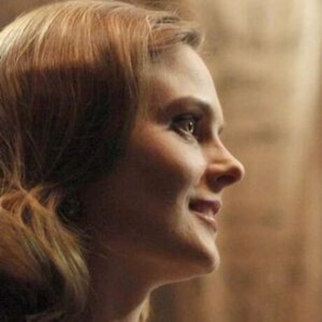Emily Deschanel onlyfans for free