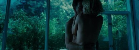 Selma Blair onlyfans for free