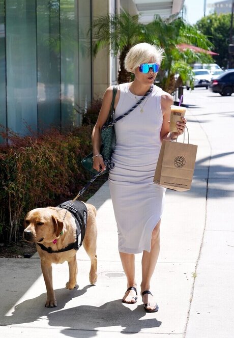 Selma Blair onlyfans pic