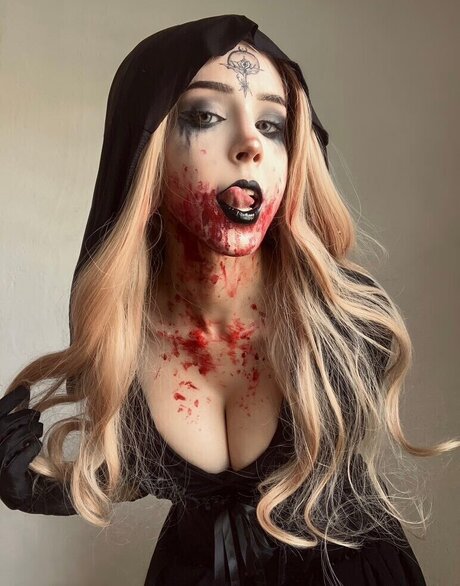 Itshina feet onlyfans