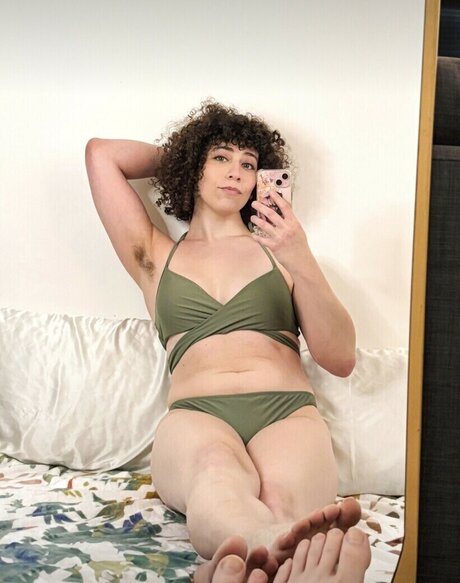 Julia Kaye onlyfans leajs