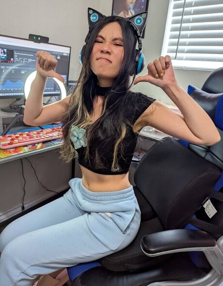 Bessy Q sex onlyfans