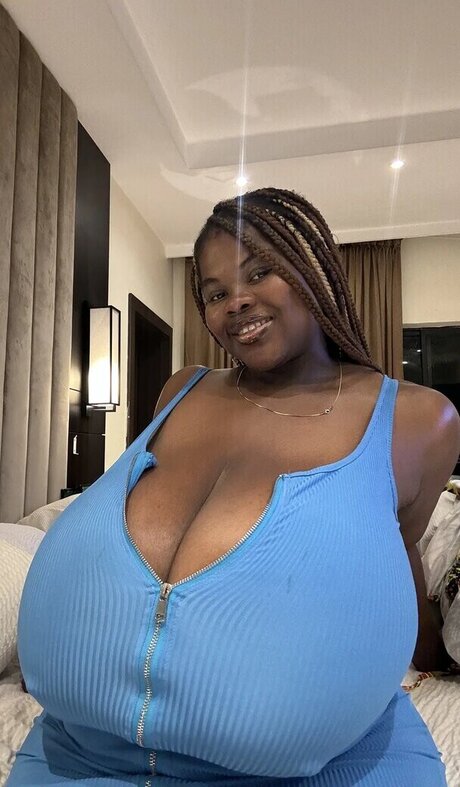 Queen Chi onlyfans leaked porn