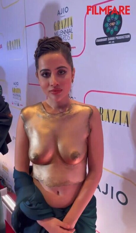 Urfi Javed onlyfans explicit content