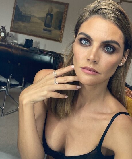 Amaia Salamanca Ur zar onlyfans nude leaks