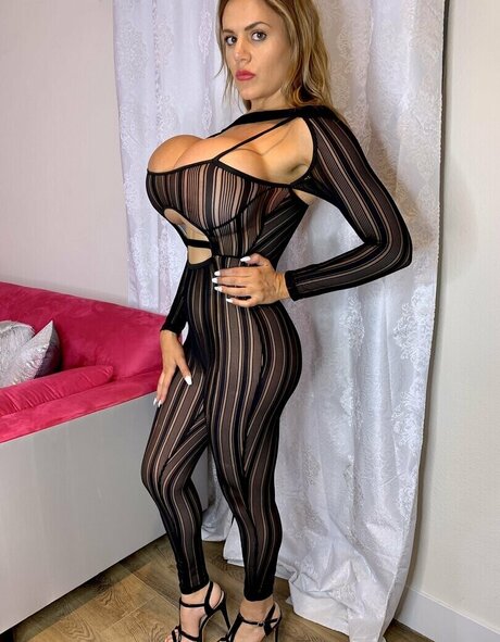 jazmyneday leaked onlyfans.