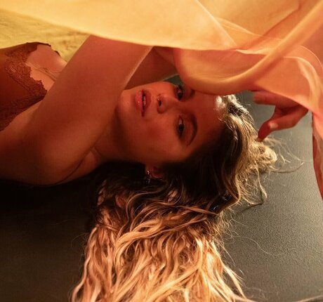 Sofia Reyes onlyfans naked