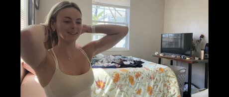 Beez ASMR onlyfans nude