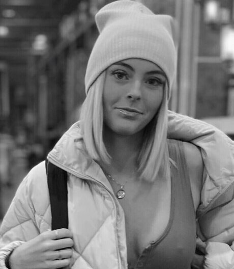 Beez ASMR onlyfans sex leaks