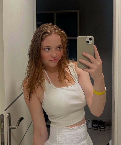 Madeleine b123 leaks only fans