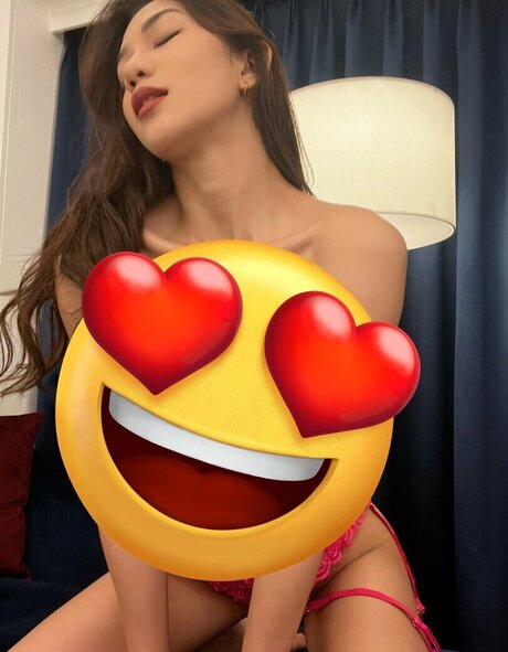 Shinta Khyuliang onlyfans page