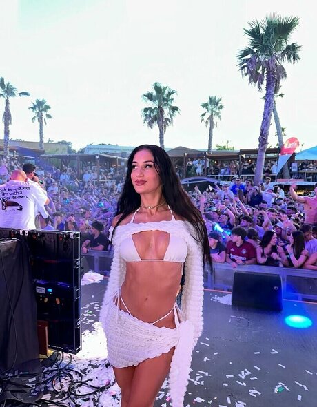 Nina Janova onlyfans naked