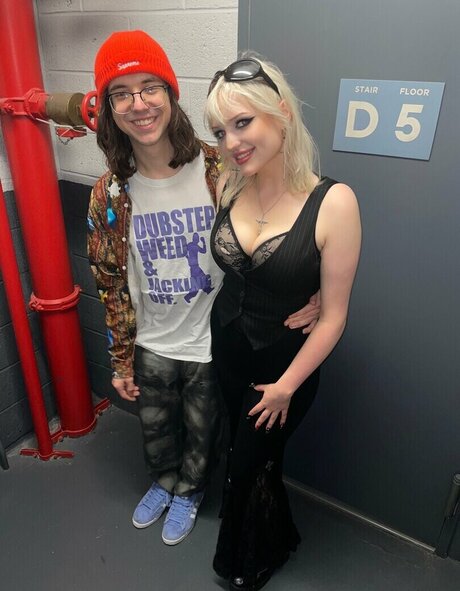 TalkFastEllie onlyfans xx