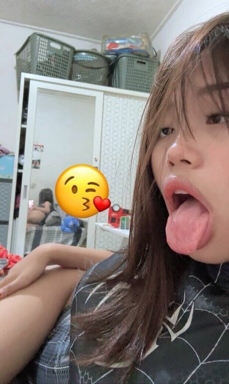 Riska Saputri leak onlyfans