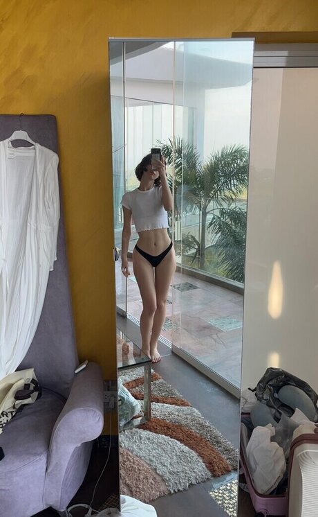 bberniaa onlyfans nude tits