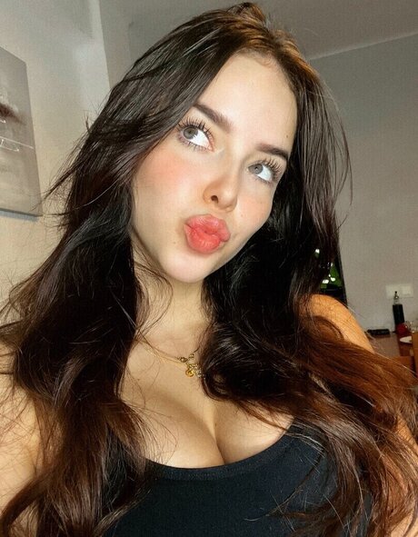 Sabrina Salvatierra leaked onlyfans photos