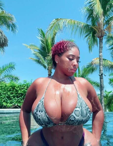 Therealcateyes only fans leaked