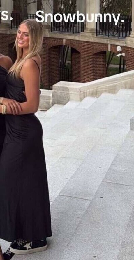 Taryn DeWese onlyfans naked