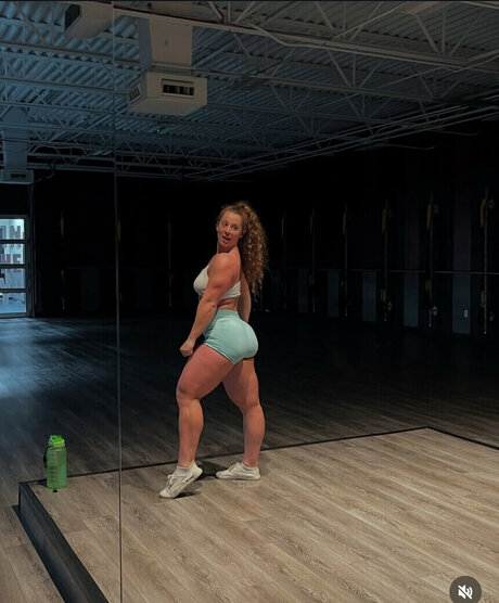 Mackenzie Suggs onlyfans porn leaks