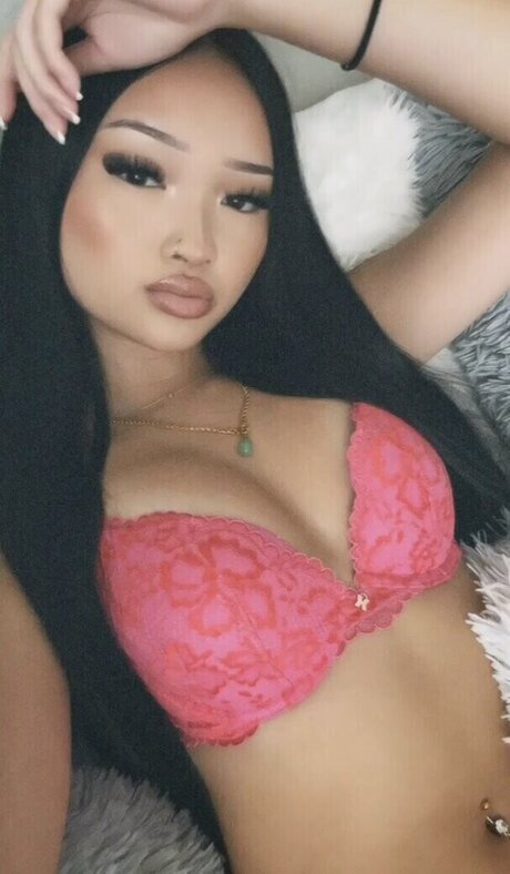 Kaylieee w Profile pic