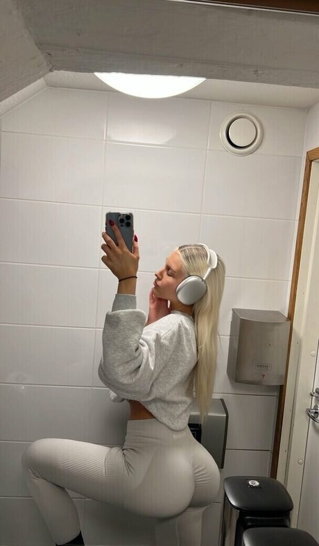 Annagretaaaa onlyfans model