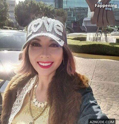 Bella De La Vega onlyfans photos