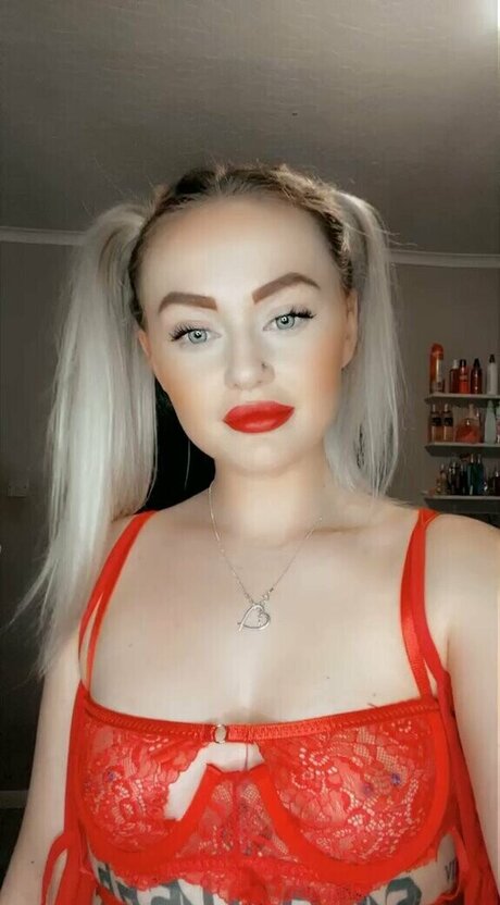 Leah Mogford en onlyfans