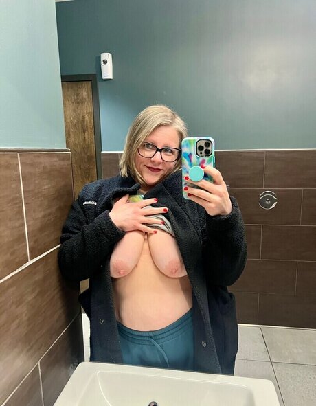 mmfluvah onlyfans leak xxx