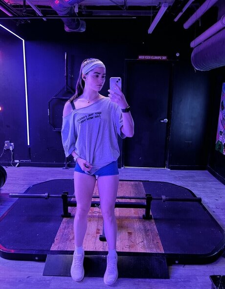 Rose Ruland onlyfans pictures