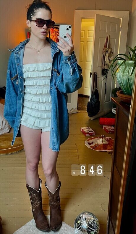 Rose Ruland onlyfans leaks