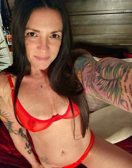 Maria May onlyfans leajs