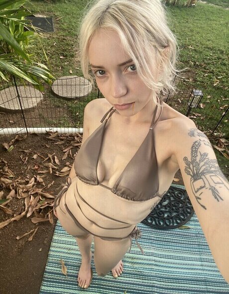 Neoliberal Hell leaked onlyfans photos