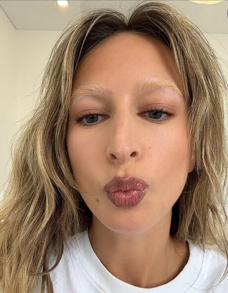 izzipoopi onlyfans de