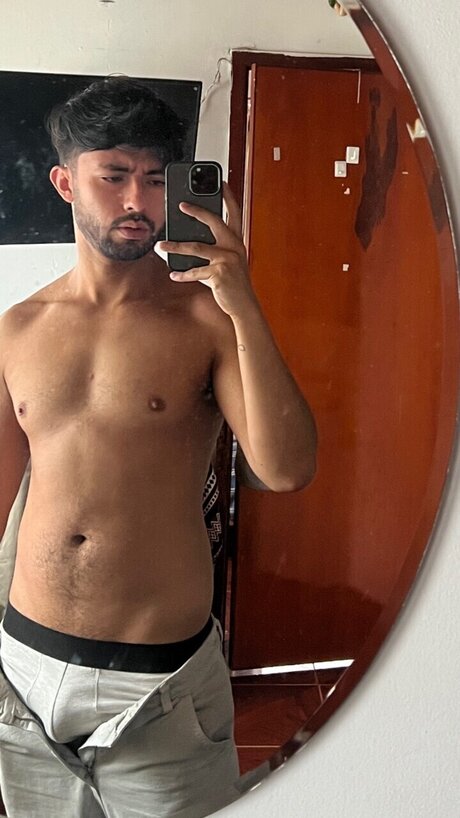 Mike Mio only fans leak nude