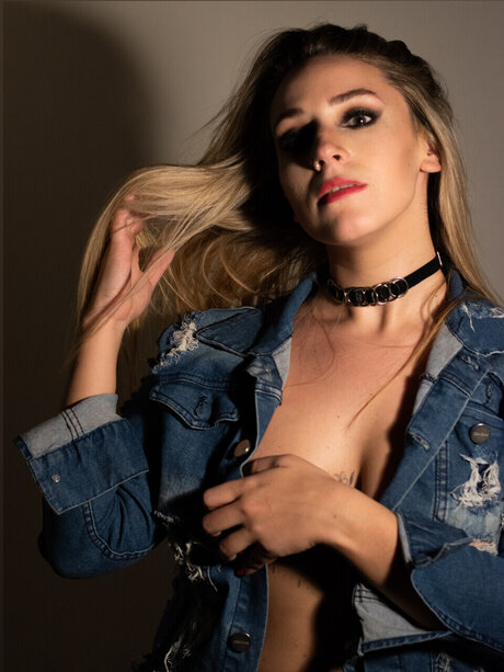 YARA BIG ASS_ naked leaked onlyfans