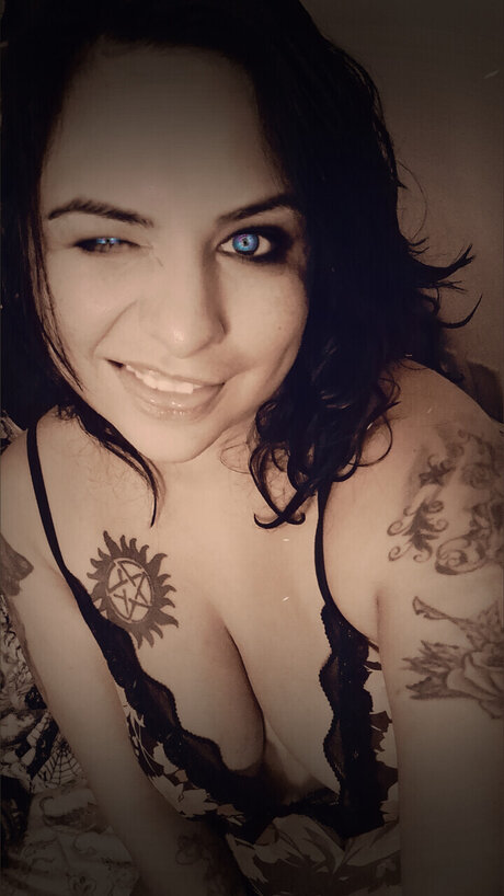 Kali Wolfe nude onlyfans